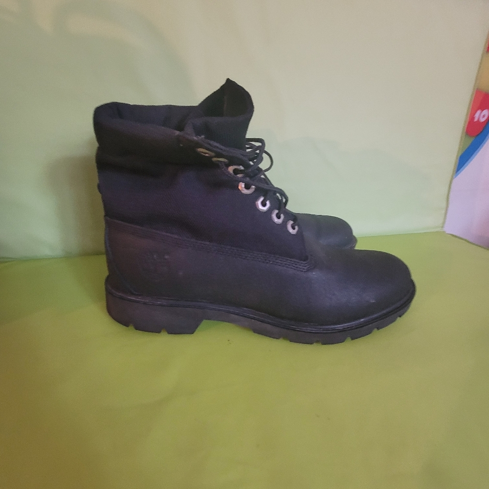 TIMBERLAND men's black boots